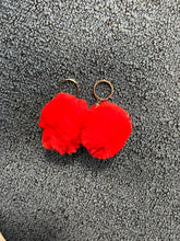 Llwytho delwedd i mewn i syllwr Oriel, Pom poms allweddell - llwyth o liwiau
